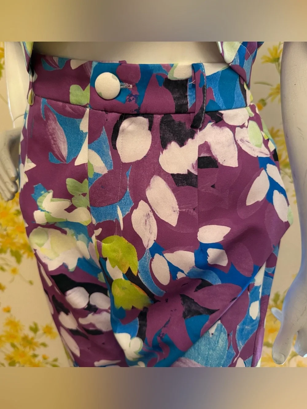 NWT Purple Floral Two-Piece Pantsuit with Blue & Green Accents size M - Picture 5 of 16